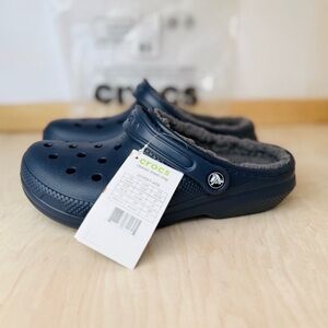 NWT CROCS Classic Lined Clogs - W7/M5